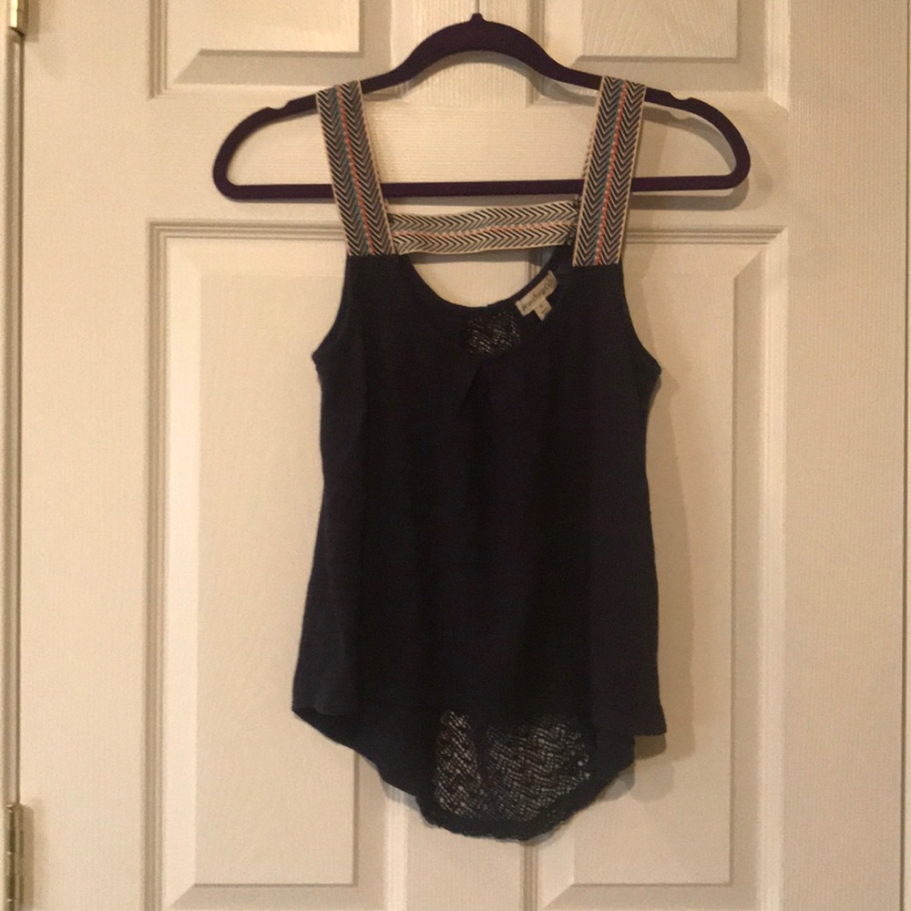 Tank top.
